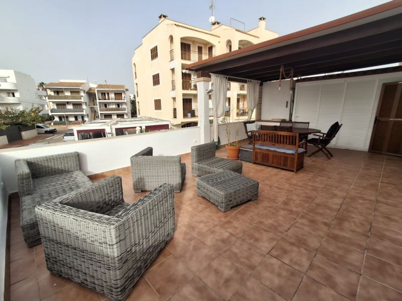 SEASON 26/27: Large apartment with communal pool on the first line of the coast of Portocolom -- AP 403aT