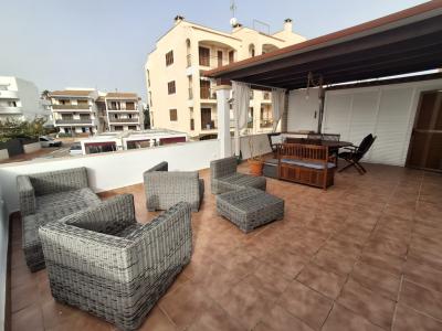 SEASON 26/27: Large apartment with communal pool on the first line of the coast of Portocolom -- AP 403aT