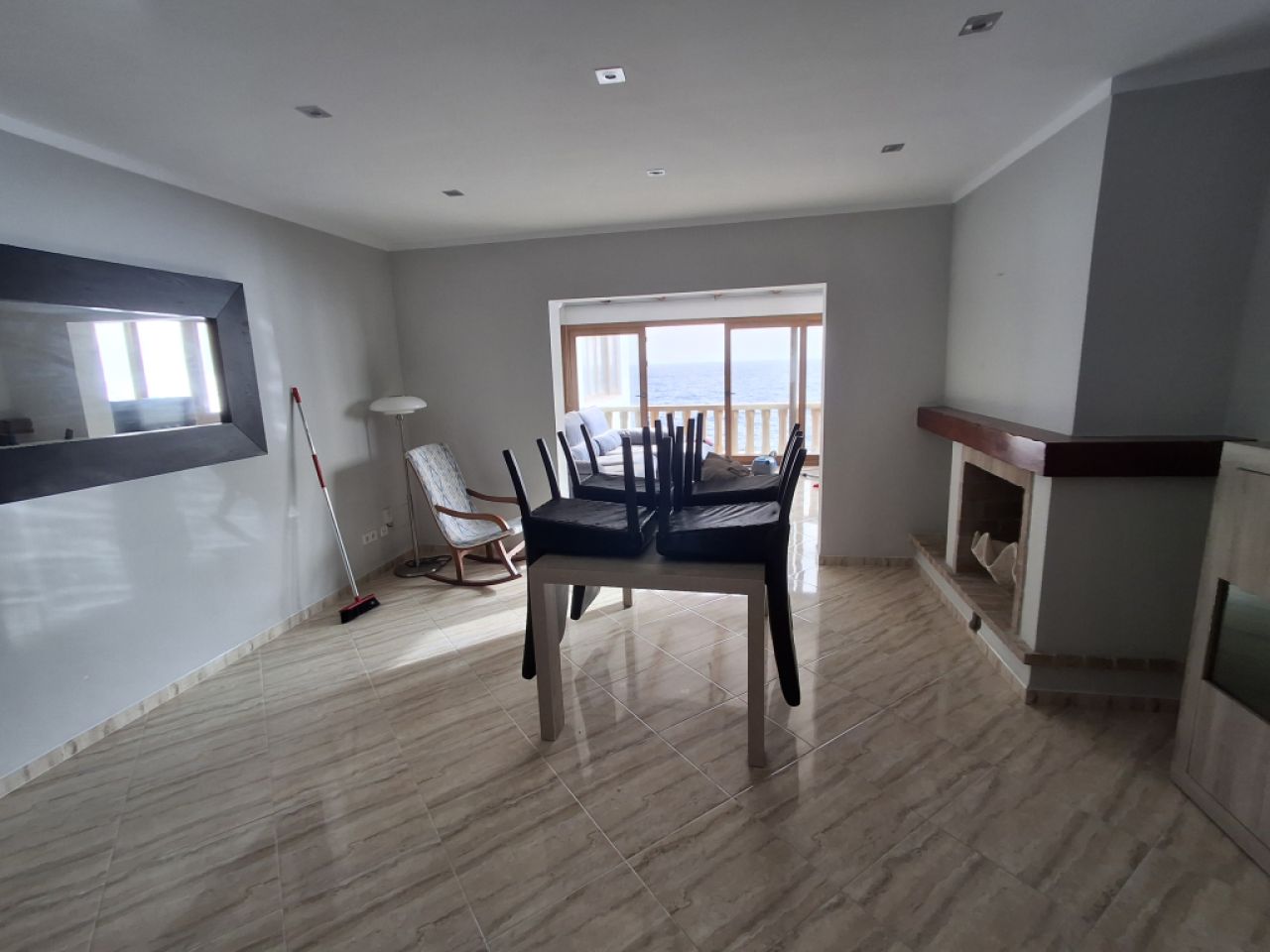 SEASON 26/27: Large apartment with communal pool on the first line of the coast of Portocolom -- AP 403aT