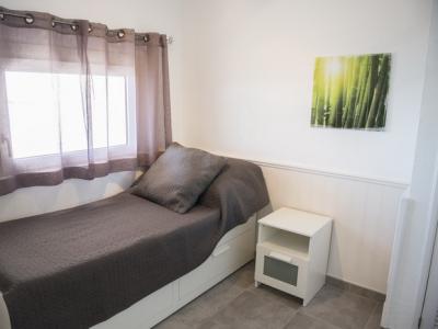 Saison 26 / 27: Nettes Apartment in 1. Line der Küste von Colonia St. JOrdi -- AP 08 T