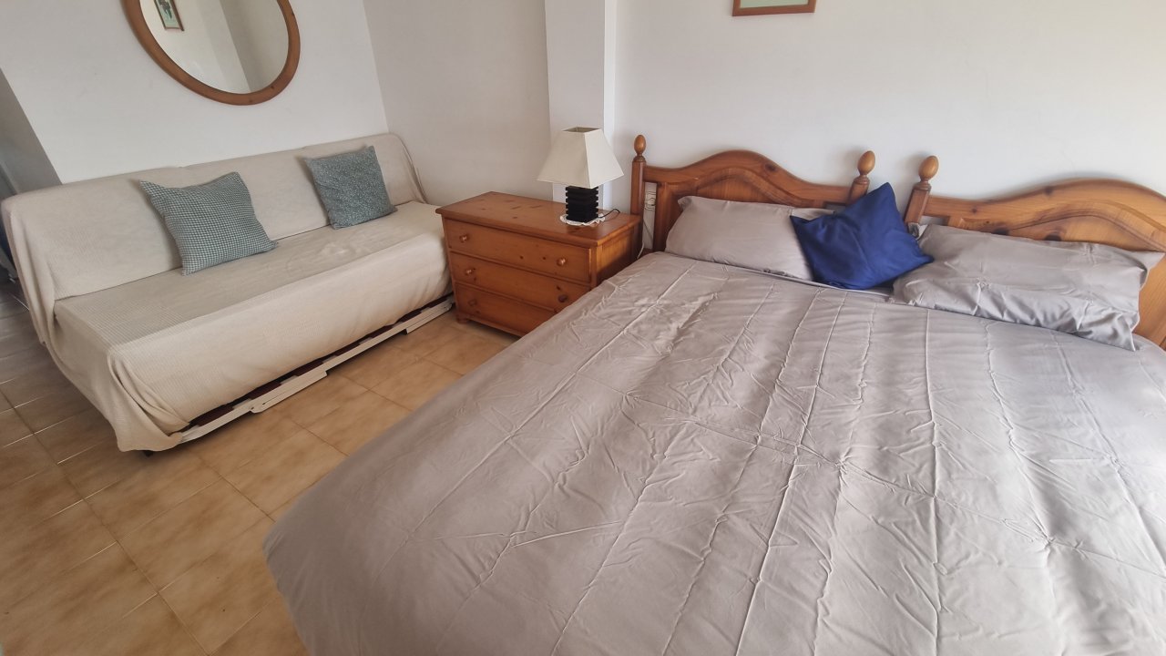 SAISON 27 / 28: Helles Apartment in 1. Küstenlinie von Colonia St Jordi - AP 18