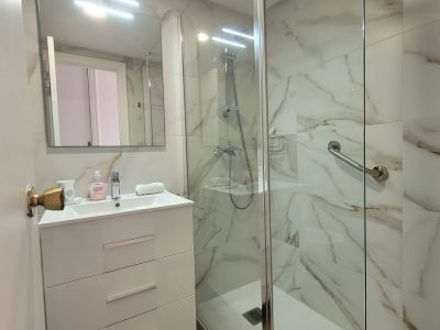 SAISON 27 / 28: Helles Apartment in 1. Küstenlinie von Colonia St Jordi - AP 18