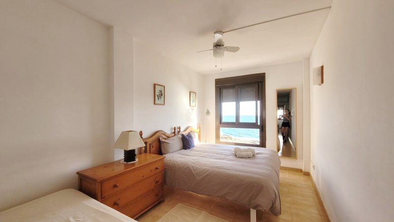 SAISON 27 / 28: Helles Apartment in 1. Küstenlinie von Colonia St Jordi - AP 18