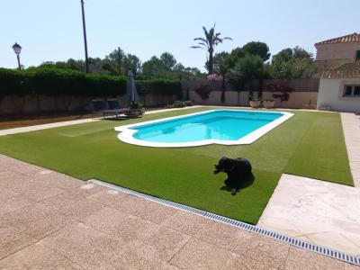 SEASON up to 4 months: Ground-level chalet with pool, AC; Pelett on S Amarrador - Santanyi -- CH 42 