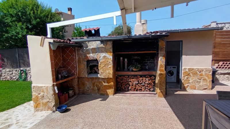 SEASON up to 4 months: Ground-level chalet with pool, AC; Pelett on S Amarrador - Santanyi -- CH 42 