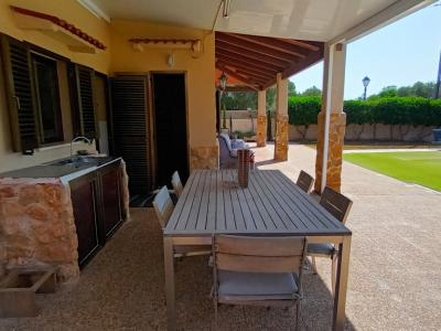 SEASON up to 4 months: Ground-level chalet with pool, AC; Pelett on S Amarrador - Santanyi -- CH 42 
