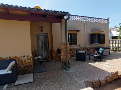 SEASON up to 4 months: Ground-level chalet with pool, AC; Pelett on S Amarrador - Santanyi -- CH 42 