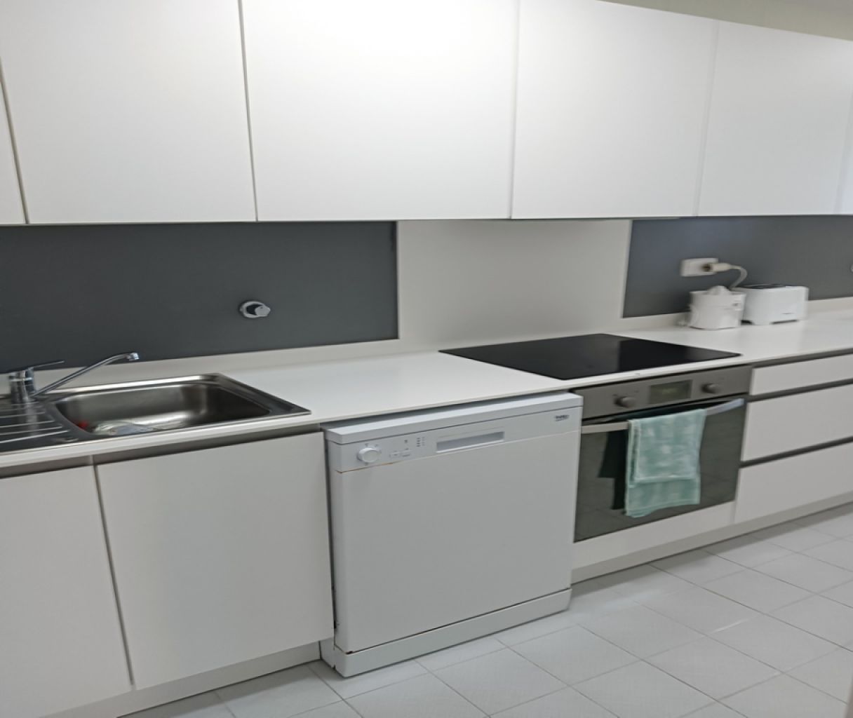 SEASON: Duplex - Apartment in 1. Line of the coast of Cala Murada -- AP 08 T