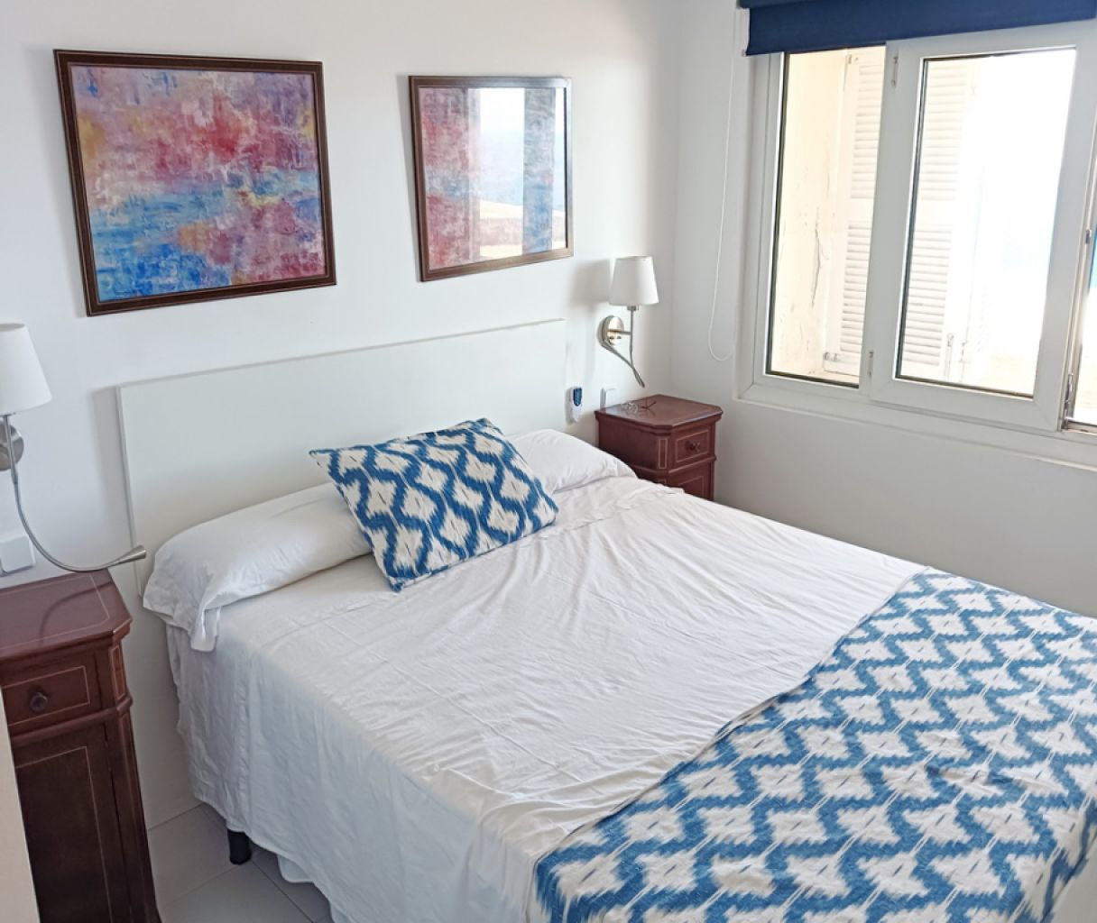 SEASON: Duplex - Apartment in 1. Line of the coast of Cala Murada -- AP 08 T