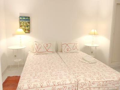 SEASON: Duplex - Apartment in 1. Line of the coast of Cala Murada -- AP 08 T