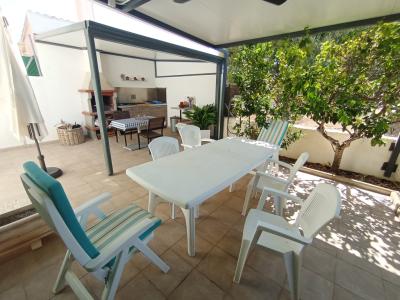 SAISON: Ebenerdiges Chalet mit Fussbodenheizung an der Küste von Sa Rapita --- CH 19 T