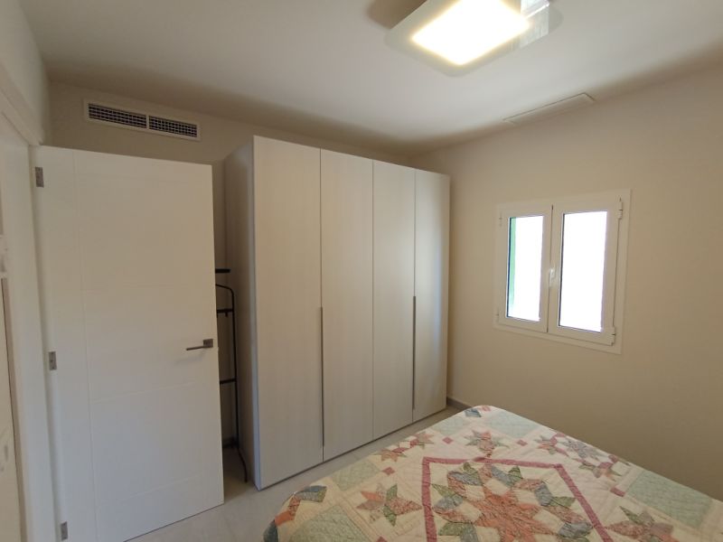 SAISON: Ebenerdiges Chalet mit Fussbodenheizung an der Küste von Sa Rapita --- CH 19 T