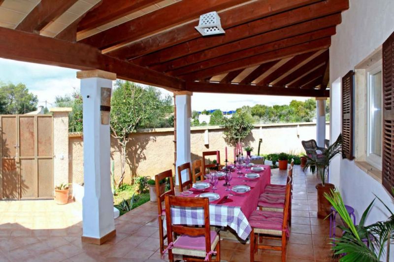 SEASON: Single-storey chalet with garden and fireplace at S Amarrador -- Santanyi -- CH 139 T
