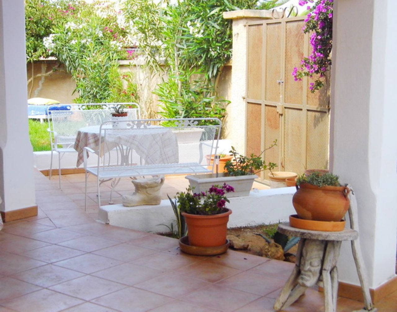 SEASON: Single-storey chalet with garden and fireplace at S Amarrador -- Santanyi -- CH 139 T