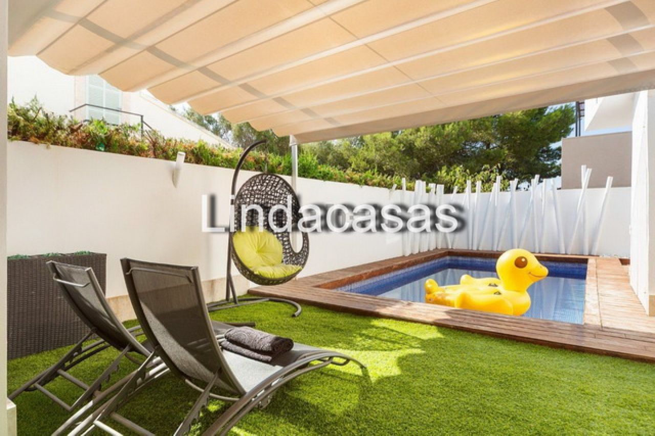 SEASON: Exclusive 2-Story Chalet with Pool in a Quiet Area of Sa Rapita -- CH 77 T