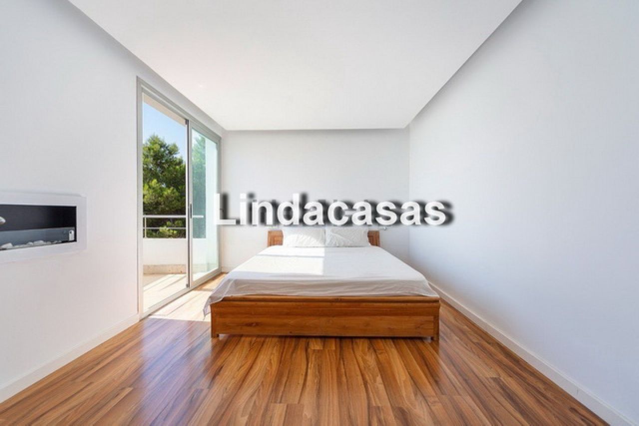 SEASON: Exclusive 2-Story Chalet with Pool in a Quiet Area of Sa Rapita -- CH 77 T