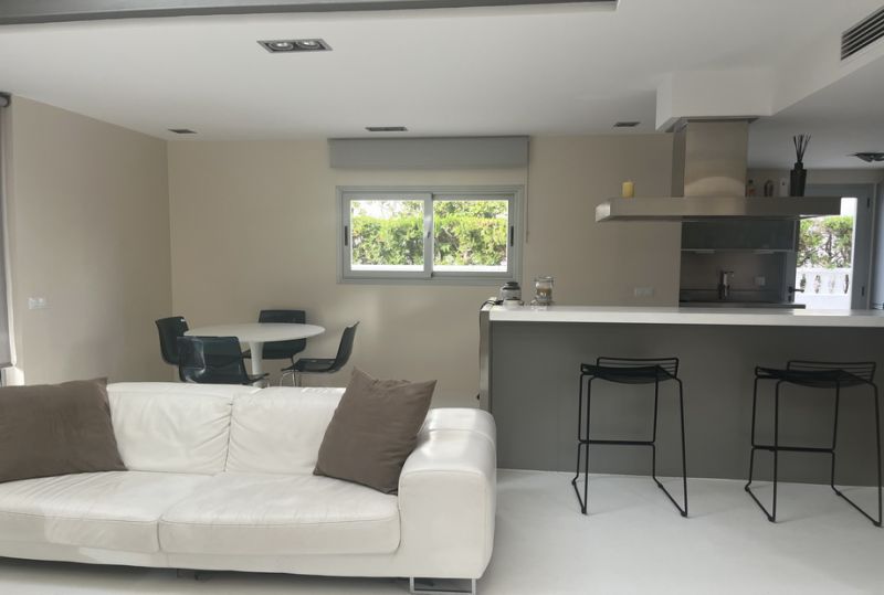 SEASON: Exclusive 2-Story Chalet with Pool in a Quiet Area of Sa Rapita -- CH 77 T