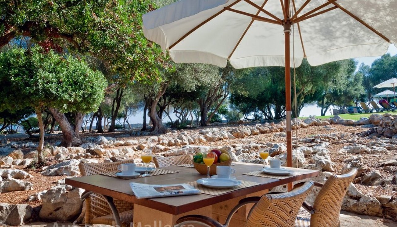 Saison: Finca mit Gemeinschaftspool und 4 weiteren Einheiten bei Manacor -- F 266 E