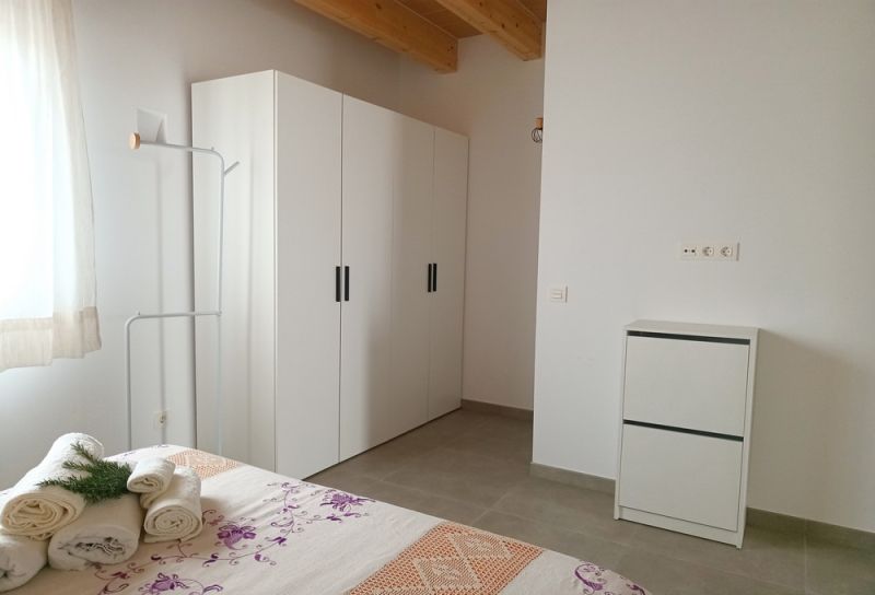 Saison frei ab Sept 27: Schönes Reihenhaus mit viel Komfort und Terrassen in S Illot -- RH 13 T