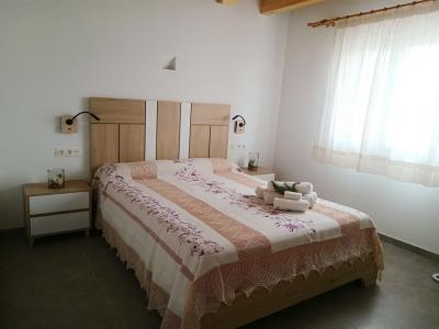 Saison frei ab Sept 27: Schönes Reihenhaus mit viel Komfort und Terrassen in S Illot -- RH 13 T
