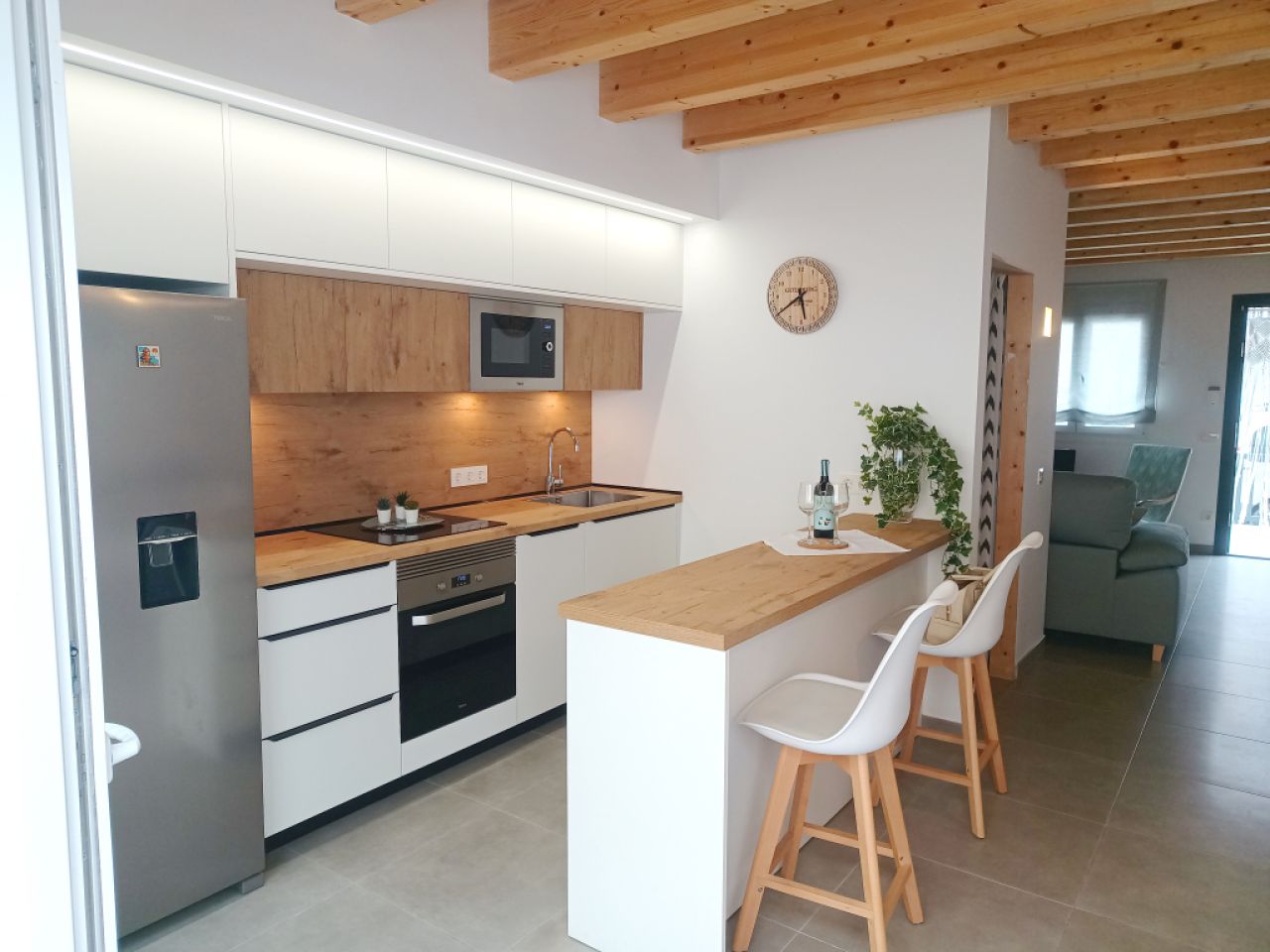Saison frei ab Sept 27: Schönes Reihenhaus mit viel Komfort und Terrassen in S Illot -- RH 13 T