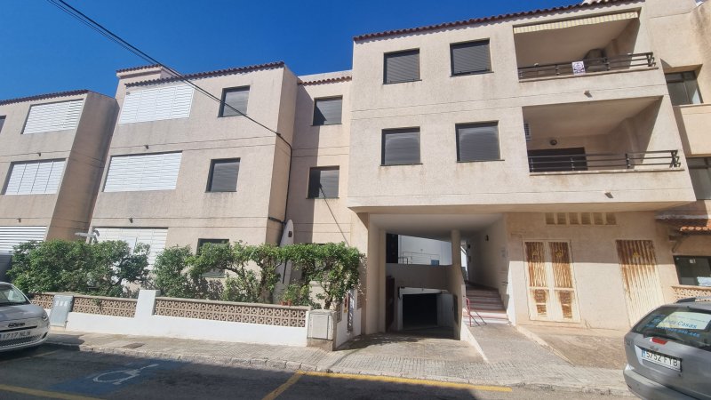 SAISON: Helles Apartment in 1. Küstenlinie von Colonia St Jordi-- AP 18 T