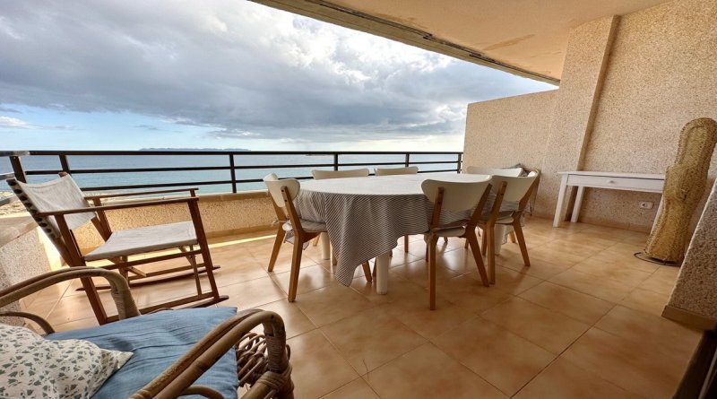 SAISON: Helles Apartment in 1. Küstenlinie von Colonia St Jordi-- AP 18 T