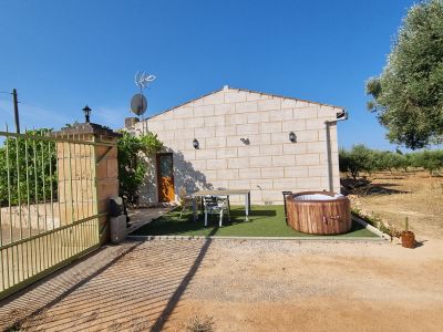 Saison: Kleine Casita auf dem Lande mit Kamin, AC und Whirlpool bei Llucmayor -- C 14 T