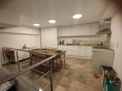 SAISON: Moderne 2 Etagenparterrewohnung ohne Terrasse  im Zentrum von Felanitx -- AP 26 T