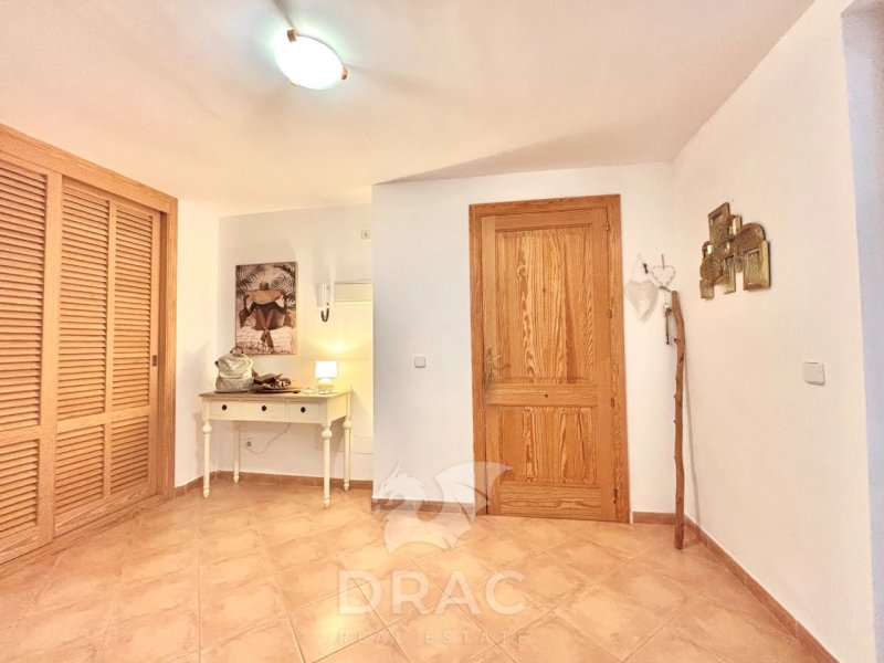 Saison: Modernes Apartment mit Fussbodenheizung in 1. Linie des Hafens von C Figuera-Santanyi- AP 30