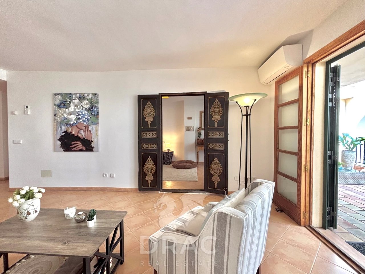 Saison: Modernes Apartment mit Fussbodenheizung in 1. Linie des Hafens von C Figuera-Santanyi- AP 30