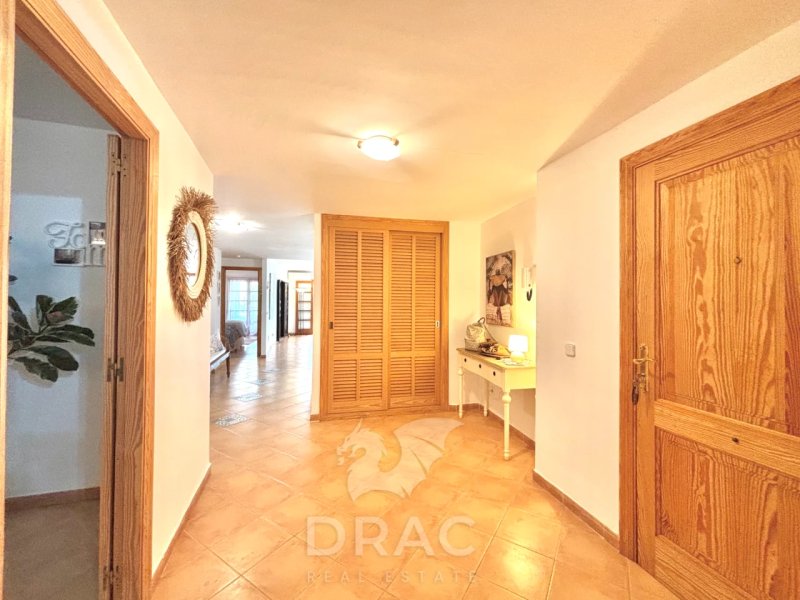 Saison: Modernes Apartment mit Fussbodenheizung in 1. Linie des Hafens von C Figuera-Santanyi- AP 30