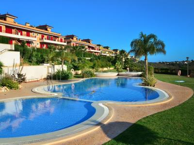 Season: Modern apartment with communal pool at Calas de Mallorca - AP 376 T