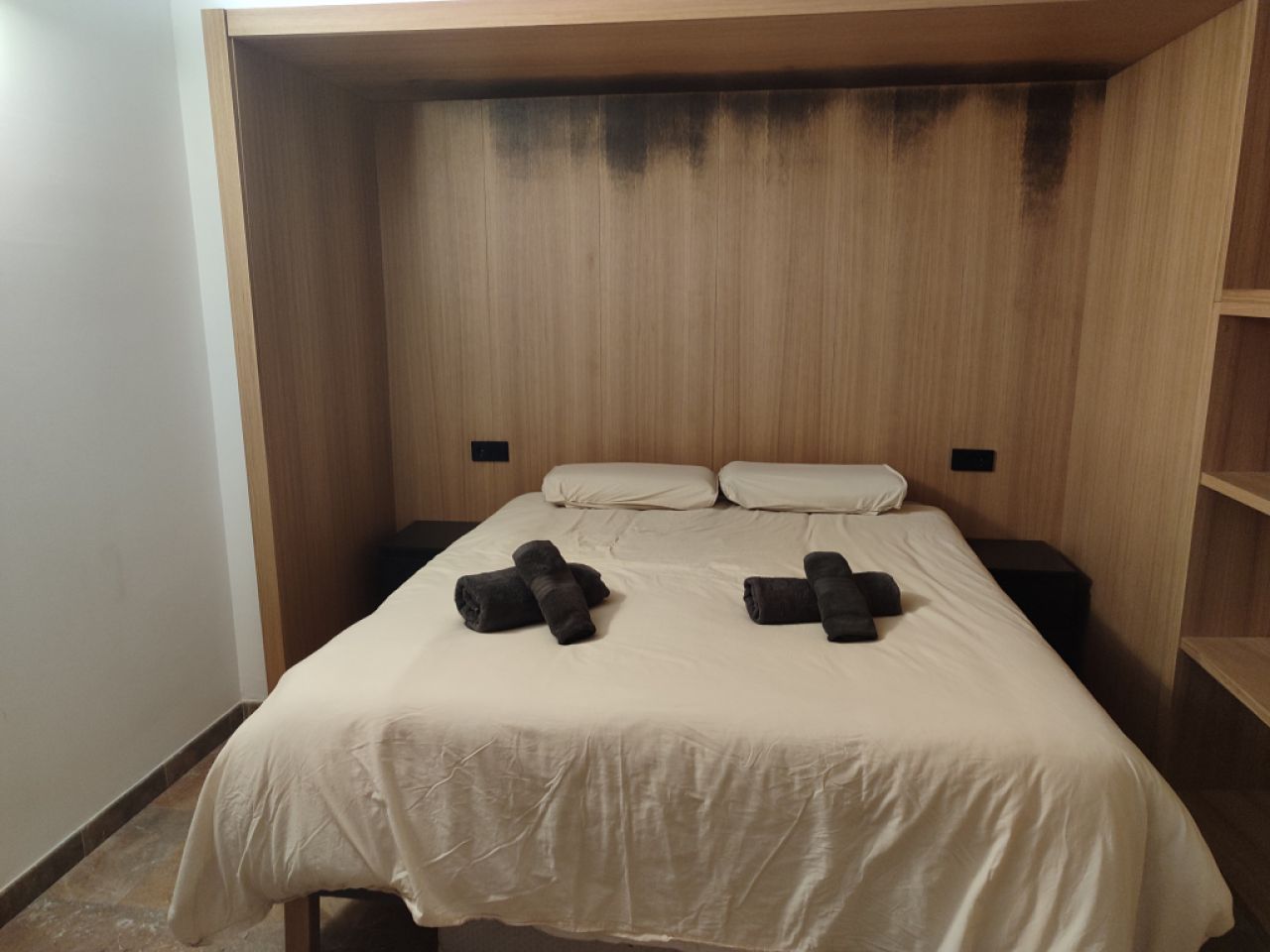 SAISON: Modernes Parterreapartment ohne Terrasse im Zentrum von Felanitx --- AP 26 T