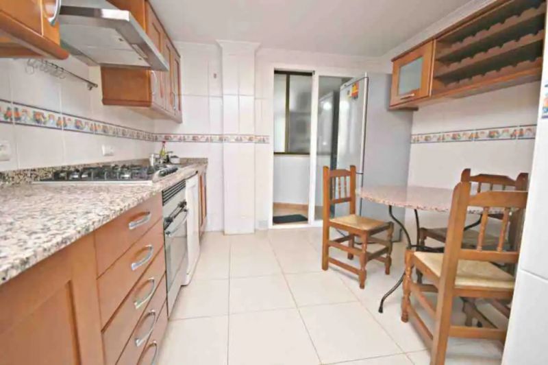 SAISON: Modernes und grosses Apartment im Zentrum von Palma -- AP 11 T CM