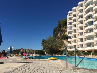 SEASON: Cute apartment with communal pool in 1- line of the cliffs of Cala Major - Palma-AP22