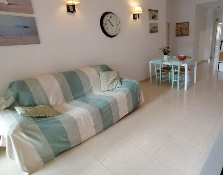 Season: Ground-floor apartment with 2 terraces and AC near the harbor - Colonia St Jordi -- AP 24 T