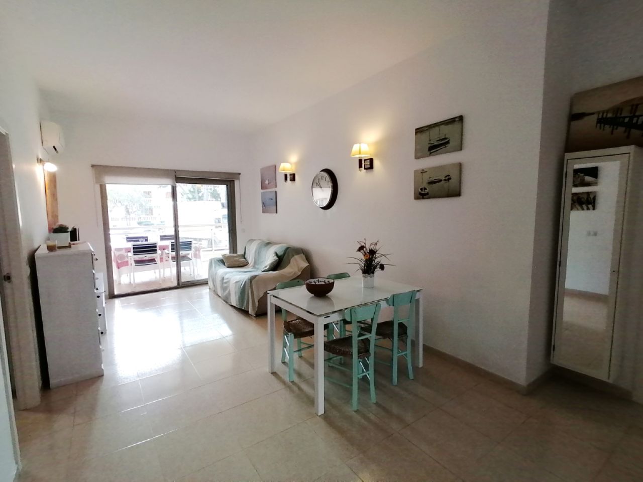 Season: Ground-floor apartment with 2 terraces and AC near the harbor - Colonia St Jordi -- AP 24 T