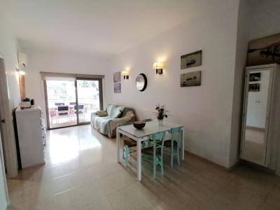 Season: Ground-floor apartment with 2 terraces and AC near the harbor - Colonia St Jordi -- AP 24 T