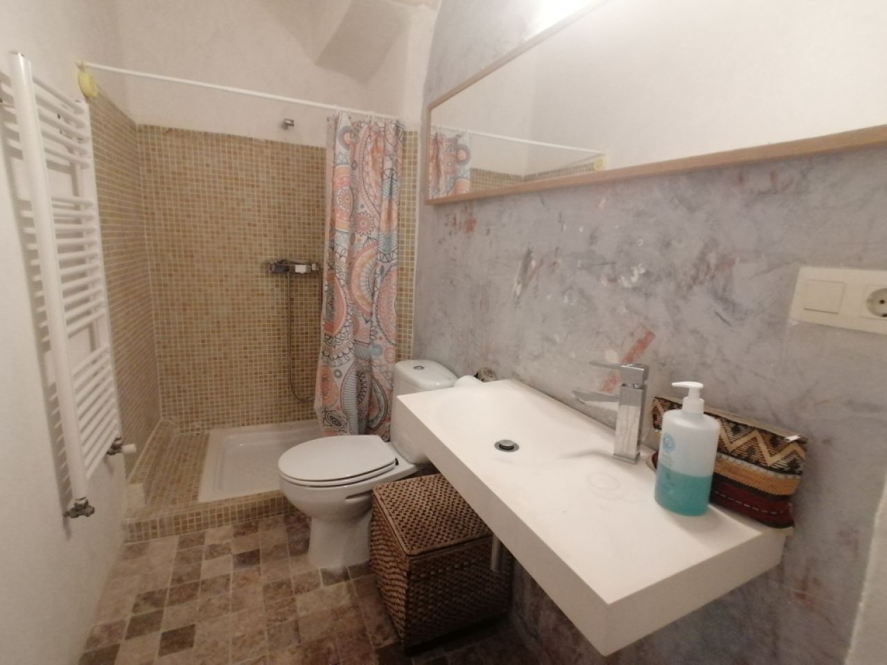 Season: Ground-floor apartment with oil central heating, terrace in the countryside near Cas Concos -- AP 62 T