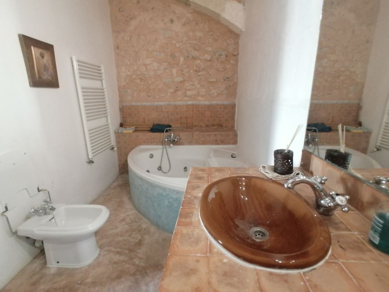 Season: Ground-floor apartment with oil central heating, terrace in the countryside near Cas Concos -- AP 62 T