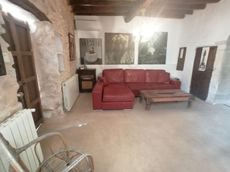 Season: Ground-floor apartment with oil central heating, terrace in the countryside near Cas Concos -- AP 62 T