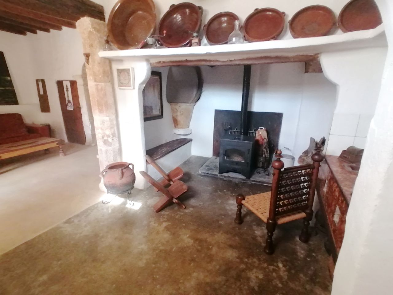 Season: Ground-floor apartment with oil central heating, terrace in the countryside near Cas Concos -- AP 62 T