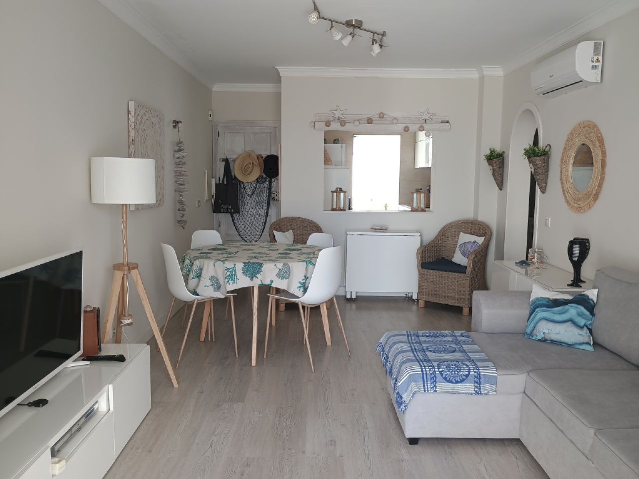Saison: Parterreapartment mit Vorterrasse und Meerblick in Colonia St. Jordi -- AP 31 T