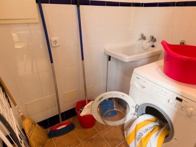 Season: Rustic and renovated finca on shared property with heating and pool near Manacor-- F 266 C