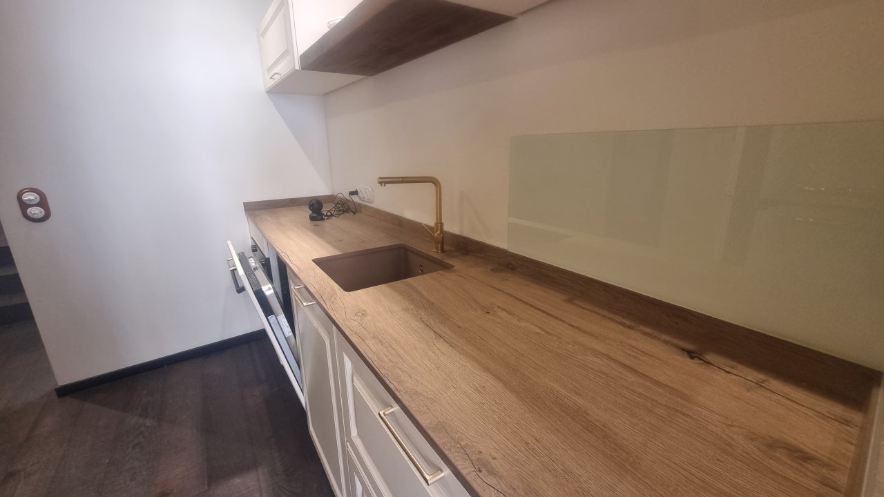 Saison: Saniertes,möbliertes Apartment mit Terrasse im Zentrum von LLucmayor-- AP 11