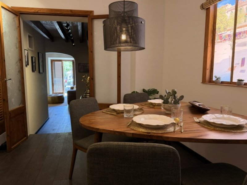 Saison: Saniertes,möbliertes Apartment mit Terrasse im Zentrum von LLucmayor-- AP 11