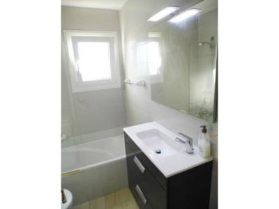 SAISON: Schönes Apartment mit Pool in 1. Linie der Küste von Cala d'Or - AP 132