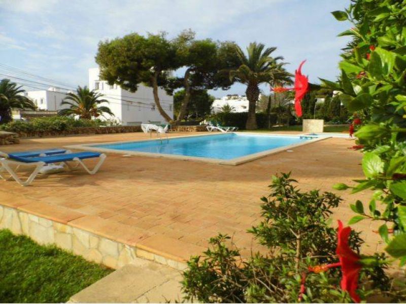 SAISON: Schönes Apartment mit Pool in 1. Linie der Küste von Cala d'Or - AP 132