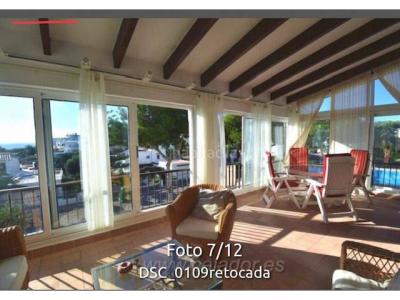 SAISON: Schönes Apartment mit Pool in 1. Linie der Küste von Cala d'Or - AP 132